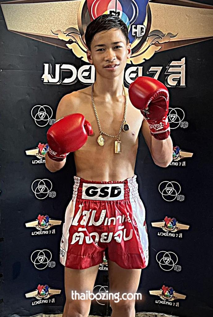 เพชรพยัคฆ์ จอมโหดศิษย์หลวงพี่น้ำฝน