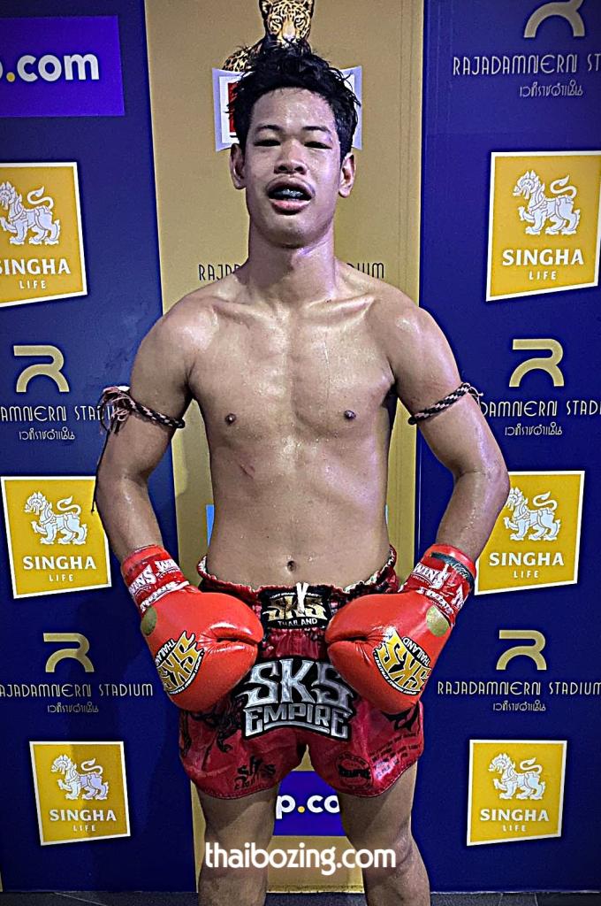 ชายเล็ก ว.สุขสันต์