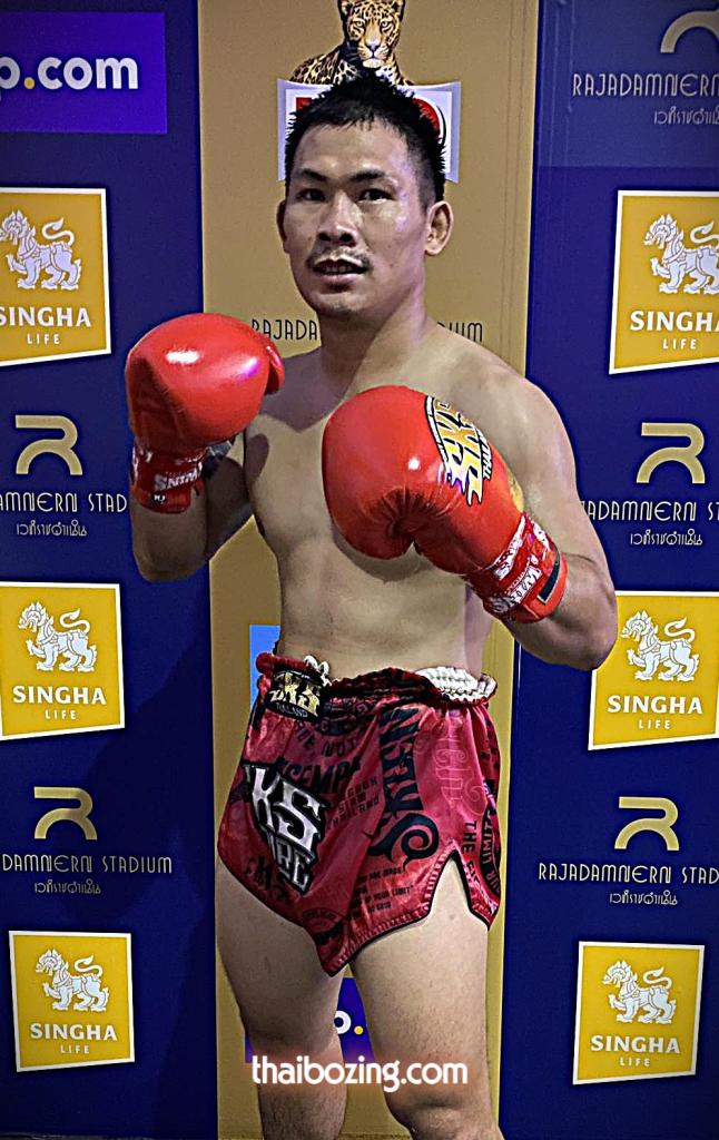 เพชรร้อยเอ็ด เพชรสมนึก