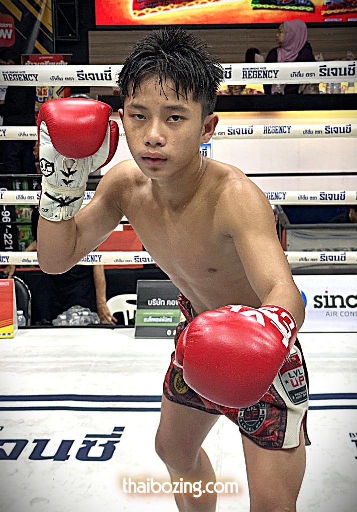 เหนือพยัคฆ์ ศิษย์เหนือธรณี