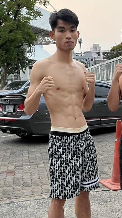 กรพระกาฬ กรทองมวยไทย