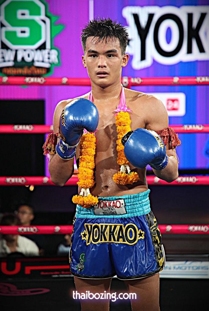 คนดง ส.สละชีพ