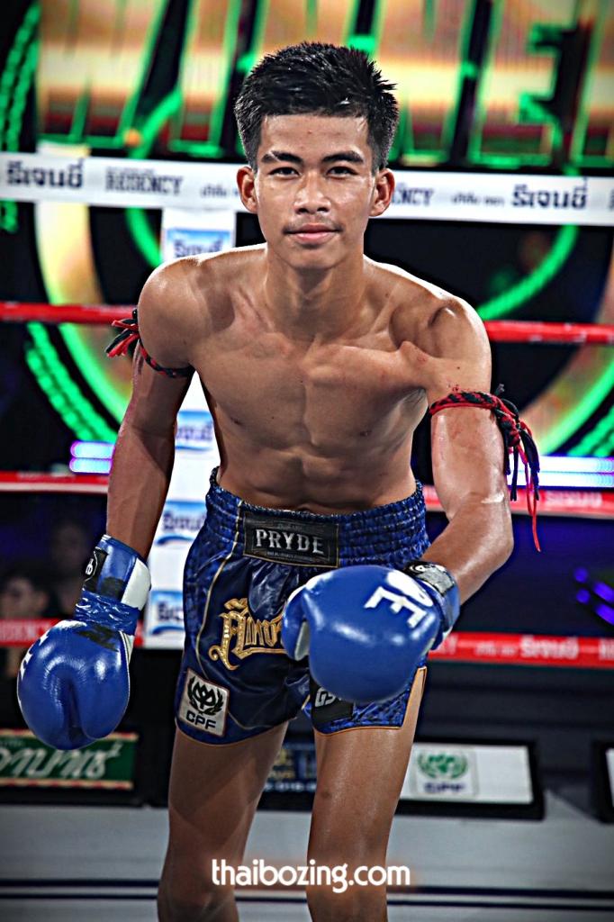 เพชรสหรัฐ ทรายมูลสนุ๊กเกอร์คลับ