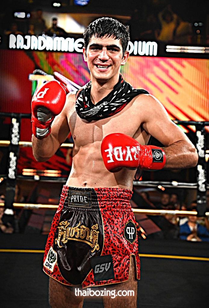 เฮซั่ม เพชรสมานมวยไทย