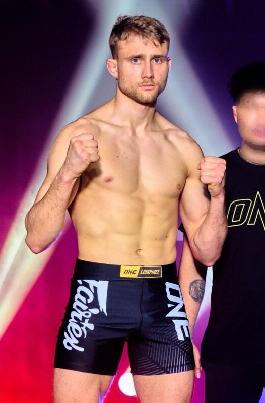 นีโก ไอโคเนน