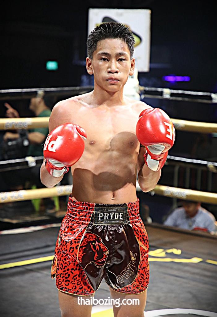 เพชรพันหมื่นล้าน ศิษย์ซ้อน้ำ