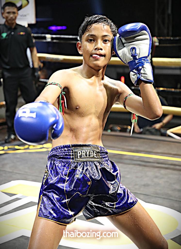 ก้าวหน้า จ.นพรัตน์