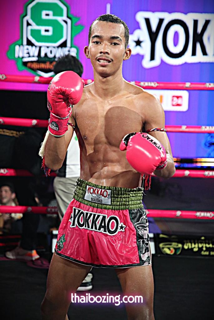 เพชรกรุงไกร กรุงเทคโน